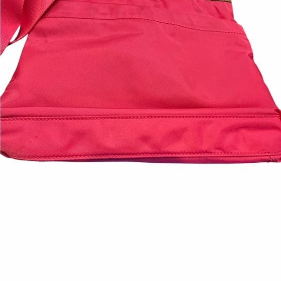 🩷TUMI Hot Pink & Brown Leather Women's Crossbody Bag. Lots of storage! - Picture 3 of 16
